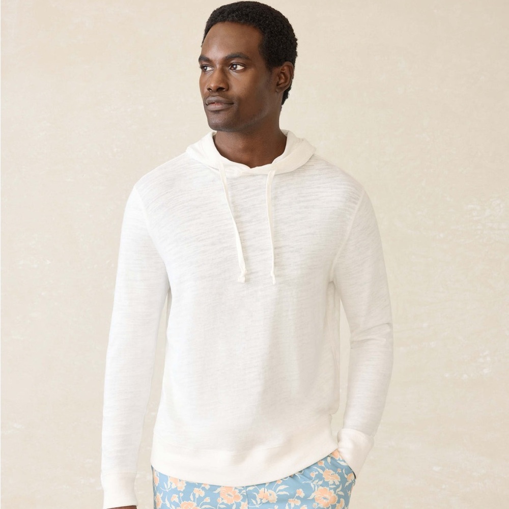 Faherty Sunwashed Midweight Organic Hoodie
Men’s White Hoodie